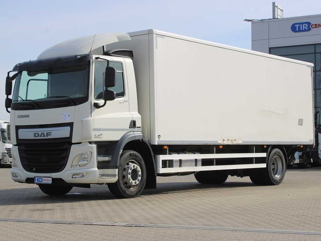 DAF CF 320, TAIL LIFT, EURO 6 - Autocarro furgonato: foto 1 DAF CF 320, TAIL LIFT, EURO 6 - Autocarro furgonato: foto 1