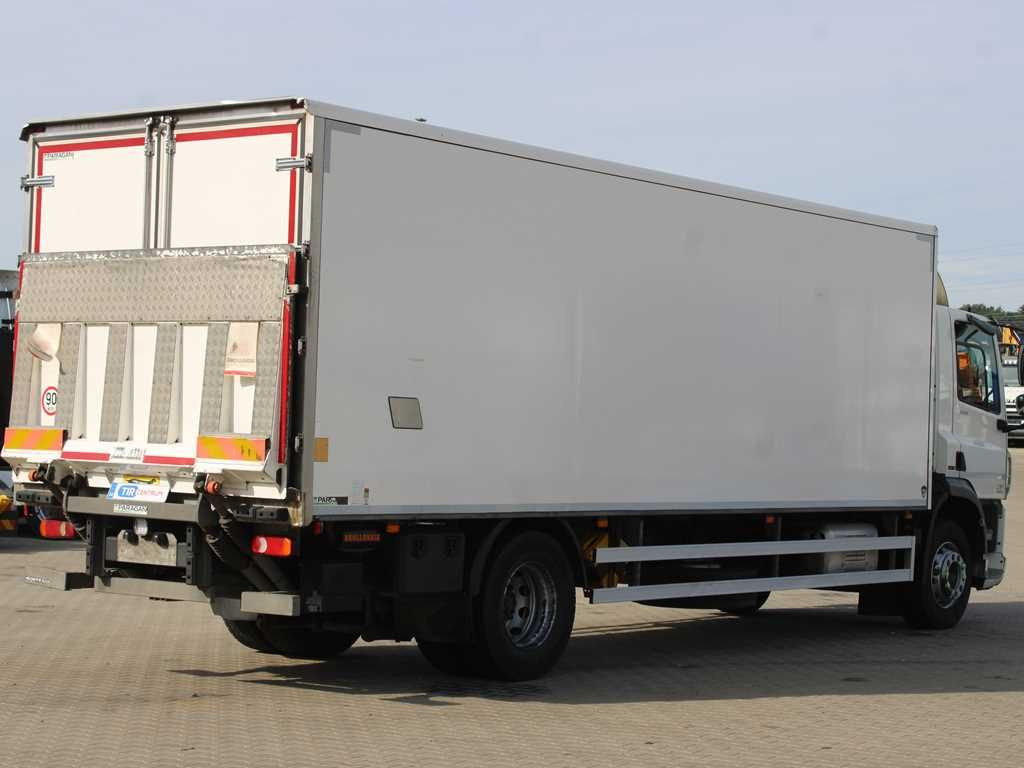 DAF CF 320, TAIL LIFT, EURO 6 - Autocarro furgonato: foto 3 DAF CF 320, TAIL LIFT, EURO 6 - Autocarro furgonato: foto 3