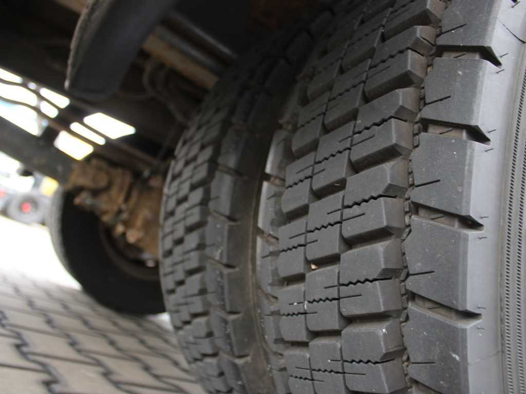 Camion centinato DAF FA LF 45.170 E10, EURO 3: foto 14 Camion centinato DAF FA LF 45.170 E10, EURO 3: foto 14