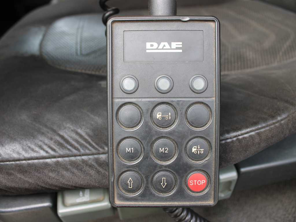 Camion centinato DAF FA LF 45, EURO 5, HYDRAULIC FRONT: foto 12