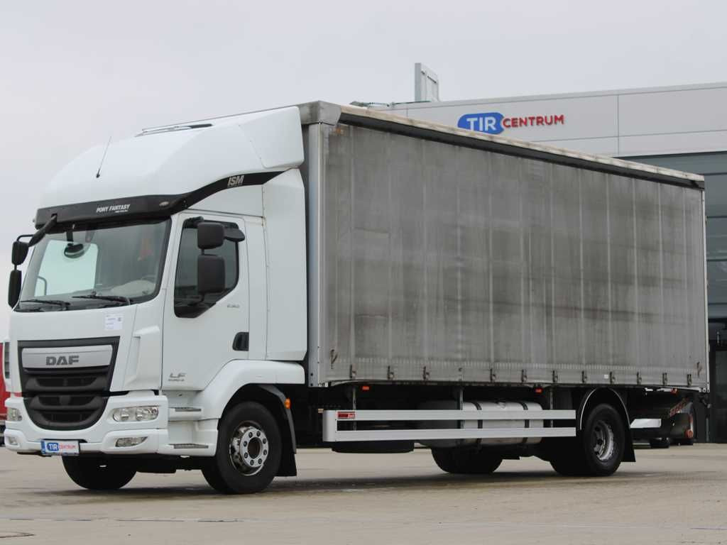 DAF LF 250 FA, HYDRAULIC LIFT, EURO 6 - Camion centinato: foto 1 DAF LF 250 FA, HYDRAULIC LIFT, EURO 6 - Camion centinato: foto 1