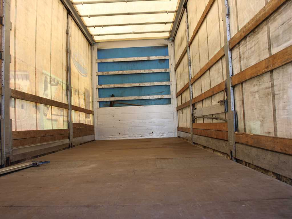 DAF LF 260, EURO 6 - Camion centinato: foto 5 DAF LF 260, EURO 6 - Camion centinato: foto 5