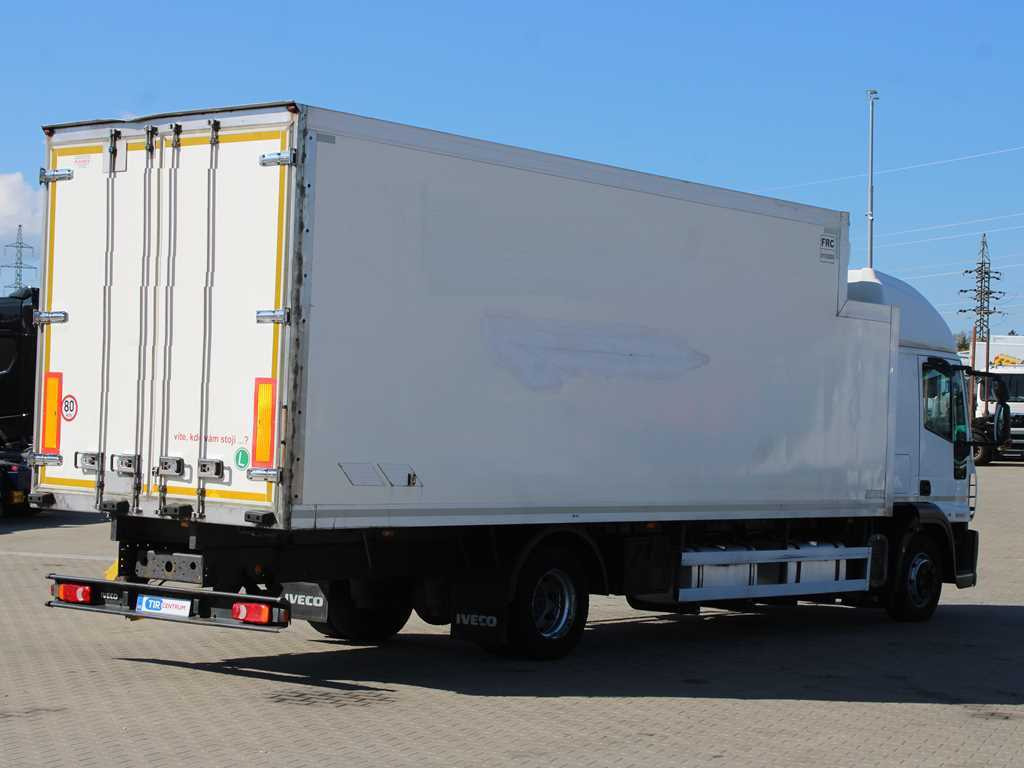 Iveco EUROCARGO 120E25, EURO 5, THERMO-KING T-600R - Autocarro frigorifero: foto 2 Iveco EUROCARGO 120E25, EURO 5, THERMO-KING T-600R - Autocarro frigorifero: foto 2