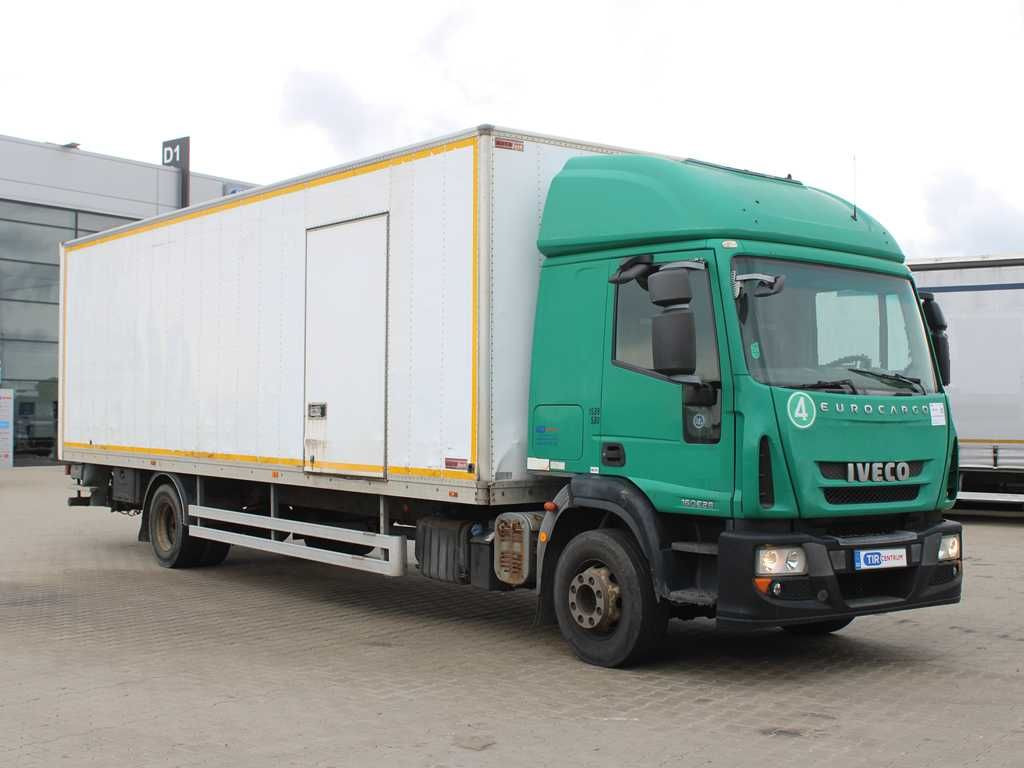 Iveco EUROCARGO ML 160E28, EURO 4, TAIL LIFT Iveco EUROCARGO ML 160E28, EURO 4, TAIL LIFT - Autocarro furgonato: foto 2 Iveco EUROCARGO ML 160E28, EURO 4, TAIL LIFT Iveco EUROCARGO ML 160E28, EURO 4, TAIL LIFT - Autocarro furgonato: foto 2