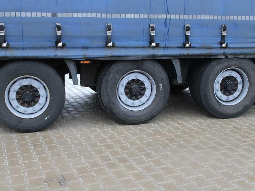 Semirimorchio centinato Krone SD 04, LOWDECK, LIFTING AXLE, MULTILOCK, LIFTING ROOF: foto 9 Semirimorchio centinato Krone SD 04, LOWDECK, LIFTING AXLE, MULTILOCK, LIFTING ROOF: foto 9