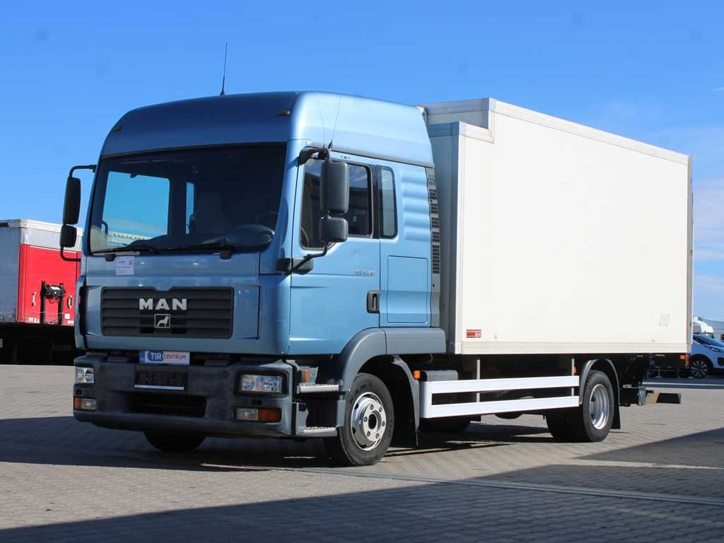MAN TGL 8.210, EURO 3, TAIL LIFT, CARRIER - Furgone frigo: foto 1 MAN TGL 8.210, EURO 3, TAIL LIFT, CARRIER - Furgone frigo: foto 1