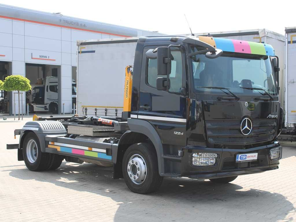 Mercedes-Benz ATEGO 1224, EURO 6, HOOK CONTAINER - Autocarro scarrabile: foto 2 Mercedes-Benz ATEGO 1224, EURO 6, HOOK CONTAINER - Autocarro scarrabile: foto 2