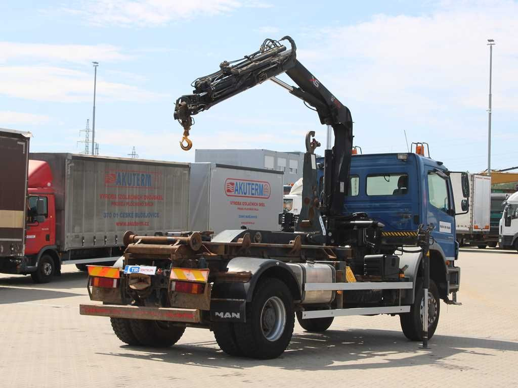 Mercedes-Benz AXOR 1824, CRANE HIAB 099B-3 DUO, 4x4 - Camion con gru: foto 3 Mercedes-Benz AXOR 1824, CRANE HIAB 099B-3 DUO, 4x4 - Camion con gru: foto 3