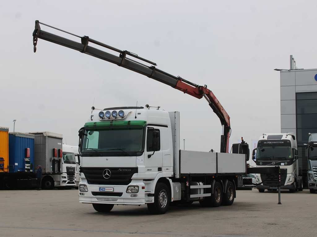 Mercedes-Benz Actros 2644, 6X4, EURO 4, CRANE FASSI F210 - Camion con gru: foto 1 Mercedes-Benz Actros 2644, 6X4, EURO 4, CRANE FASSI F210 - Camion con gru: foto 1