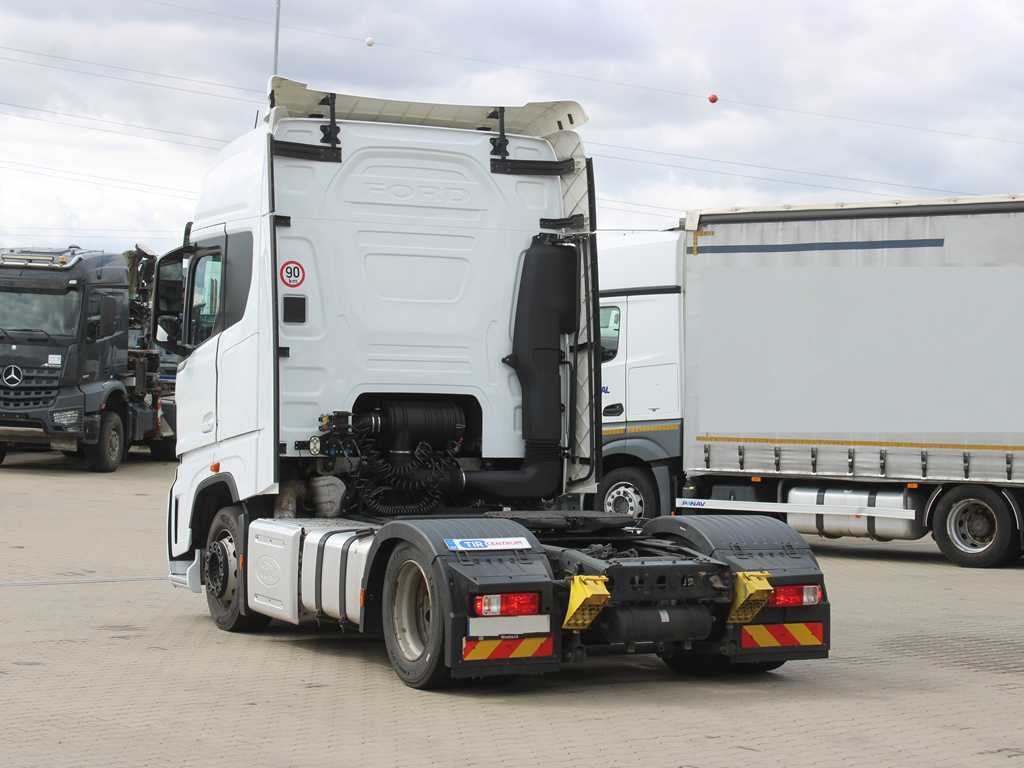 Ford F-MAX LL 12S, EURO 6, LOWDECK, NAVIGATION, INDEPENDENT AIR CONDITIONING - Trattore stradale: foto 5 Ford F-MAX LL 12S, EURO 6, LOWDECK, NAVIGATION, INDEPENDENT AIR CONDITIONING - Trattore stradale: foto 5