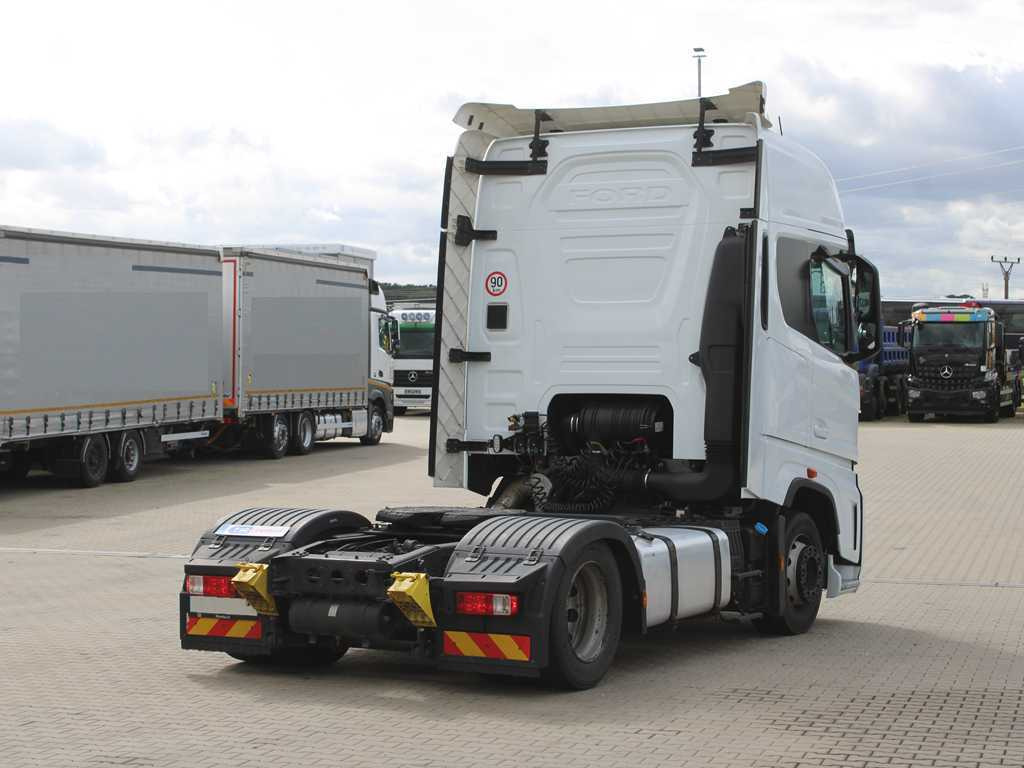 Ford F-MAX LL 12S, EURO 6, LOWDECK, NAVIGATION, INDEPENDENT AIR CONDITIONING - Trattore stradale: foto 4 Ford F-MAX LL 12S, EURO 6, LOWDECK, NAVIGATION, INDEPENDENT AIR CONDITIONING - Trattore stradale: foto 4