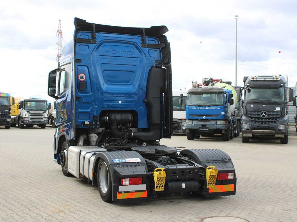 Ford F-MAX LL12tx, EURO 6, LOWDECK, NAVIGATION, INDEPENDENT AIR CONDITIONING - Trattore stradale: foto 5 Ford F-MAX LL12tx, EURO 6, LOWDECK, NAVIGATION, INDEPENDENT AIR CONDITIONING - Trattore stradale: foto 5