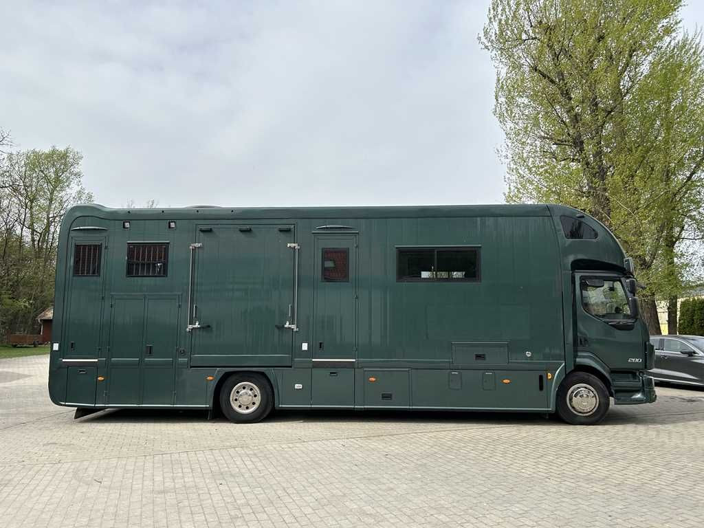 Volvo STX FL, 6 PEOPLE, 5 HORSES, CAMERA, 2X TAIL LIFT - Van trasporto cavalli: foto 3 Volvo STX FL, 6 PEOPLE, 5 HORSES, CAMERA, 2X TAIL LIFT - Van trasporto cavalli: foto 3
