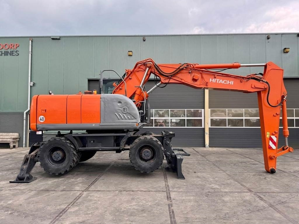 Hitachi ZX190W3 - Escavatore gommato: foto 5 Hitachi ZX190W3 - Escavatore gommato: foto 5