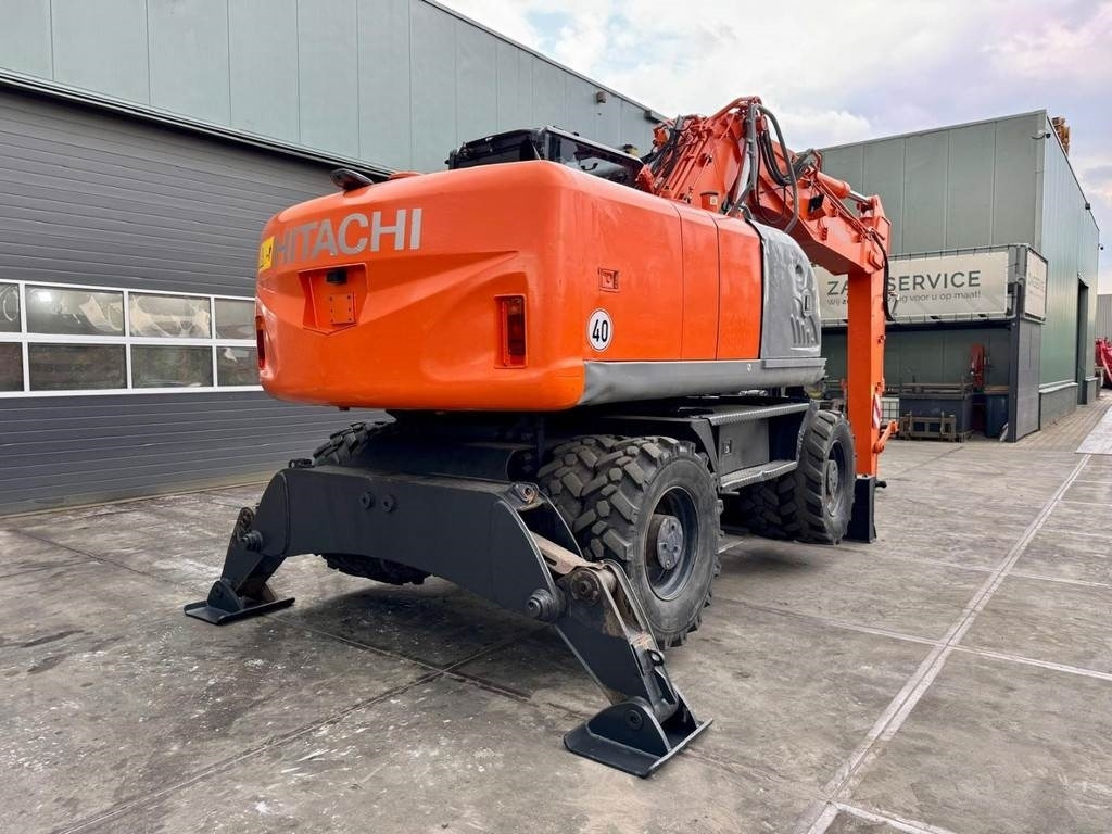 Hitachi ZX190W3 - Escavatore gommato: foto 4 Hitachi ZX190W3 - Escavatore gommato: foto 4