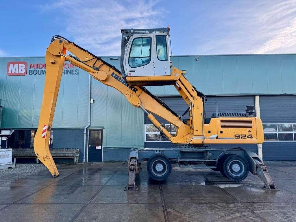 Liebherr A 924 C - Escavatore per movimentazione: foto 1 Liebherr A 924 C - Escavatore per movimentazione: foto 1