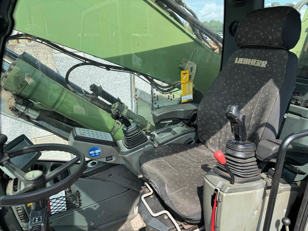 Escavatore per movimentazione Liebherr LH 40 M: foto 8