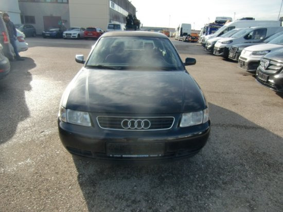 Audi A3 Limousine 1,9 TDI Ersatzteilträger - Berlina: foto 2 Audi A3 Limousine 1,9 TDI Ersatzteilträger - Berlina: foto 2