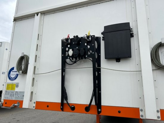 Berger SAPL 24 LTN Light, 5730 kg, 1A lift, 3A gelenkt - Semirimorchio centinato: foto 5 Berger SAPL 24 LTN Light, 5730 kg, 1A lift, 3A gelenkt - Semirimorchio centinato: foto 5