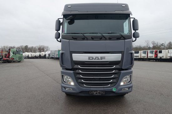 DAF FAT XF 510 mit Penz Ladekran 15Z8.70 inkl. Holzgreifer 6x4 - Camion trasporto legname: foto 2 DAF FAT XF 510 mit Penz Ladekran 15Z8.70 inkl. Holzgreifer 6x4 - Camion trasporto legname: foto 2