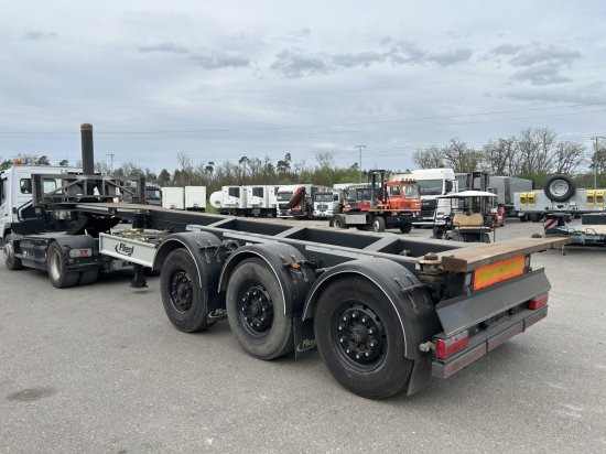 FLIEGL 30 ft Container Kippchassis ,Alufelgen - Semirimorchio portacontainer/ Caisse interchangeable: foto 4 FLIEGL 30 ft Container Kippchassis ,Alufelgen - Semirimorchio portacontainer/ Caisse interchangeable: foto 4