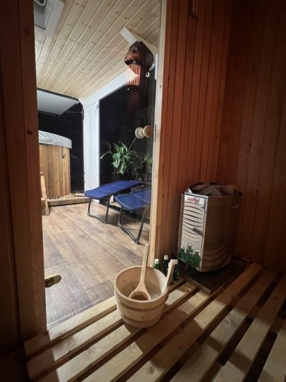 Izabella Wellnessanhänger mit Sauna und Whirlpool, Stromaggregat - Caravan: foto 5 Izabella Wellnessanhänger mit Sauna und Whirlpool, Stromaggregat - Caravan: foto 5
