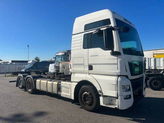 MAN TGX 26.440 BDF, XXL, Retarder, Automatik, E6, Liftachse, Motorschaden, Kurbelwellenschaden - Autocarro portacontainer/ Caisse interchangeable: foto 1 MAN TGX 26.440 BDF, XXL, Retarder, Automatik, E6, Liftachse, Motorschaden, Kurbelwellenschaden - Autocarro portacontainer/ Caisse interchangeable: foto 1
