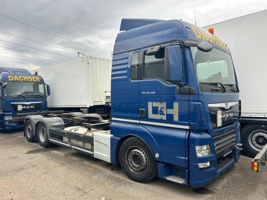 MAN TGX 26.440 XLX 6x2 Liftachse, Euro 6, Motorschaden, engine damage! - Autocarro portacontainer/ Caisse interchangeable: foto 1 MAN TGX 26.440 XLX 6x2 Liftachse, Euro 6, Motorschaden, engine damage! - Autocarro portacontainer/ Caisse interchangeable: foto 1