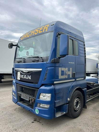MAN TGX 26.440 XLX 6x2 Liftachse, Euro 6, Retarder, Motorschaden engine damage! - Autocarro portacontainer/ Caisse interchangeable: foto 3 MAN TGX 26.440 XLX 6x2 Liftachse, Euro 6, Retarder, Motorschaden engine damage! - Autocarro portacontainer/ Caisse interchangeable: foto 3