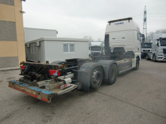 MAN TGX 26.460 XXL 6x2 Liftachse Euro 6 Unterfaltbühne - Autocarro portacontainer/ Caisse interchangeable: foto 4 MAN TGX 26.460 XXL 6x2 Liftachse Euro 6 Unterfaltbühne - Autocarro portacontainer/ Caisse interchangeable: foto 4