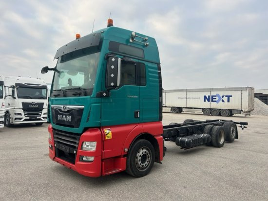 MAN TGX 26.500 XXL, 6x2, Jumbo, Liftachse, Intarder, Euro6, Full-Air - Autocarro telaio: foto 1 MAN TGX 26.500 XXL, 6x2, Jumbo, Liftachse, Intarder, Euro6, Full-Air - Autocarro telaio: foto 1