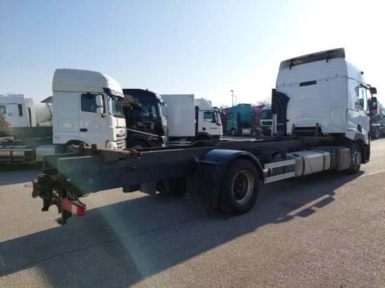 Renault T430 BDF-Wechselfahrgestell, 4x2 LL, EURO6, VEB+ - Autocarro portacontainer/ Caisse interchangeable: foto 4 Renault T430 BDF-Wechselfahrgestell, 4x2 LL, EURO6, VEB+ - Autocarro portacontainer/ Caisse interchangeable: foto 4
