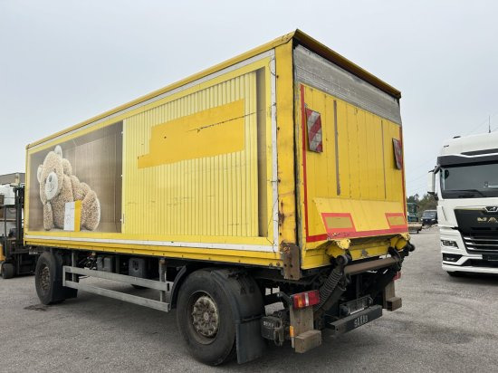 Saxas, Anhängewagen Kofferaufbau mit Hebebühne - Rimorchio furgonato: foto 4 Saxas, Anhängewagen Kofferaufbau mit Hebebühne - Rimorchio furgonato: foto 4