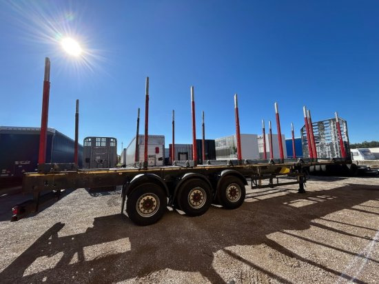 Schwarzmüller Holzauflieger, 8 Rungenpaare, SAF-Achsen, Liftachse - Semirimorchio trasporto legname: foto 4 Schwarzmüller Holzauflieger, 8 Rungenpaare, SAF-Achsen, Liftachse - Semirimorchio trasporto legname: foto 4