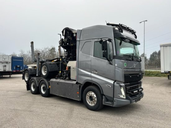 Volvo FH 16 650 6x4 Langholzzug + Doll M2K-9L Nachläufer mit Palfinger Epsilon S260C96, I-Shift, Retarder, - Camion trasporto legname, Camion con gru: foto 3 Volvo FH 16 650 6x4 Langholzzug + Doll M2K-9L Nachläufer mit Palfinger Epsilon S260C96, I-Shift, Retarder, - Camion trasporto legname, Camion con gru: foto 3