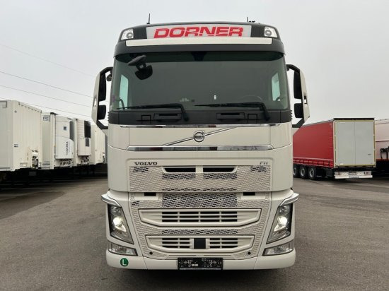 Volvo FH 500 6x2 Getränkekomplettzug, Orten Getränkeaufbau - Autocarro trasporto di bevande: foto 2 Volvo FH 500 6x2 Getränkekomplettzug, Orten Getränkeaufbau - Autocarro trasporto di bevande: foto 2
