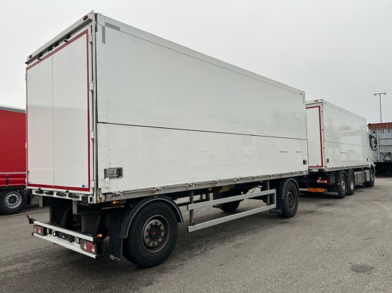 Volvo FH 500 6x2 Getränkekomplettzug, Orten Getränkeaufbau - Autocarro trasporto di bevande: foto 4 Volvo FH 500 6x2 Getränkekomplettzug, Orten Getränkeaufbau - Autocarro trasporto di bevande: foto 4