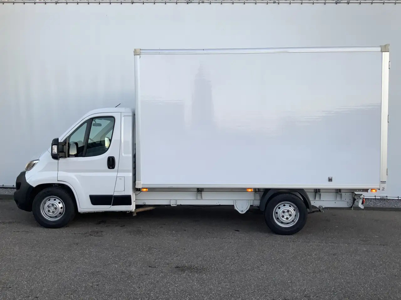 Citroen Jumper 2.2 BlueHDi 165 L3 3.5t Meubel bak & Deuren Airco - Furgone box: foto 3 Citroen Jumper 2.2 BlueHDi 165 L3 3.5t Meubel bak & Deuren Airco - Furgone box: foto 3