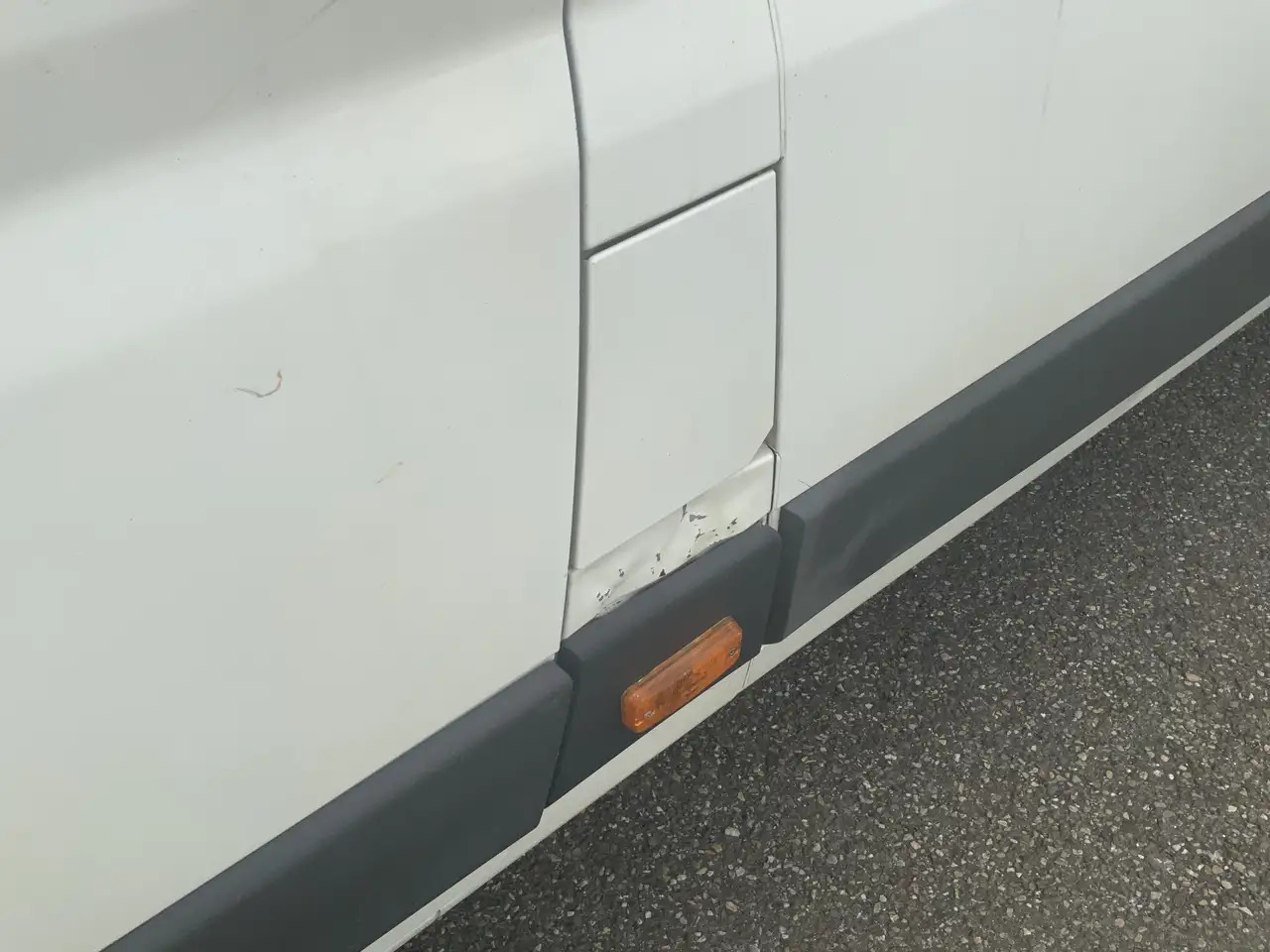 Citroen Jumper 35 2.2 HDI L4H3 Maxi (motor lampje brand !!) Airco - Furgone chiuso: foto 2 Citroen Jumper 35 2.2 HDI L4H3 Maxi (motor lampje brand !!) Airco - Furgone chiuso: foto 2