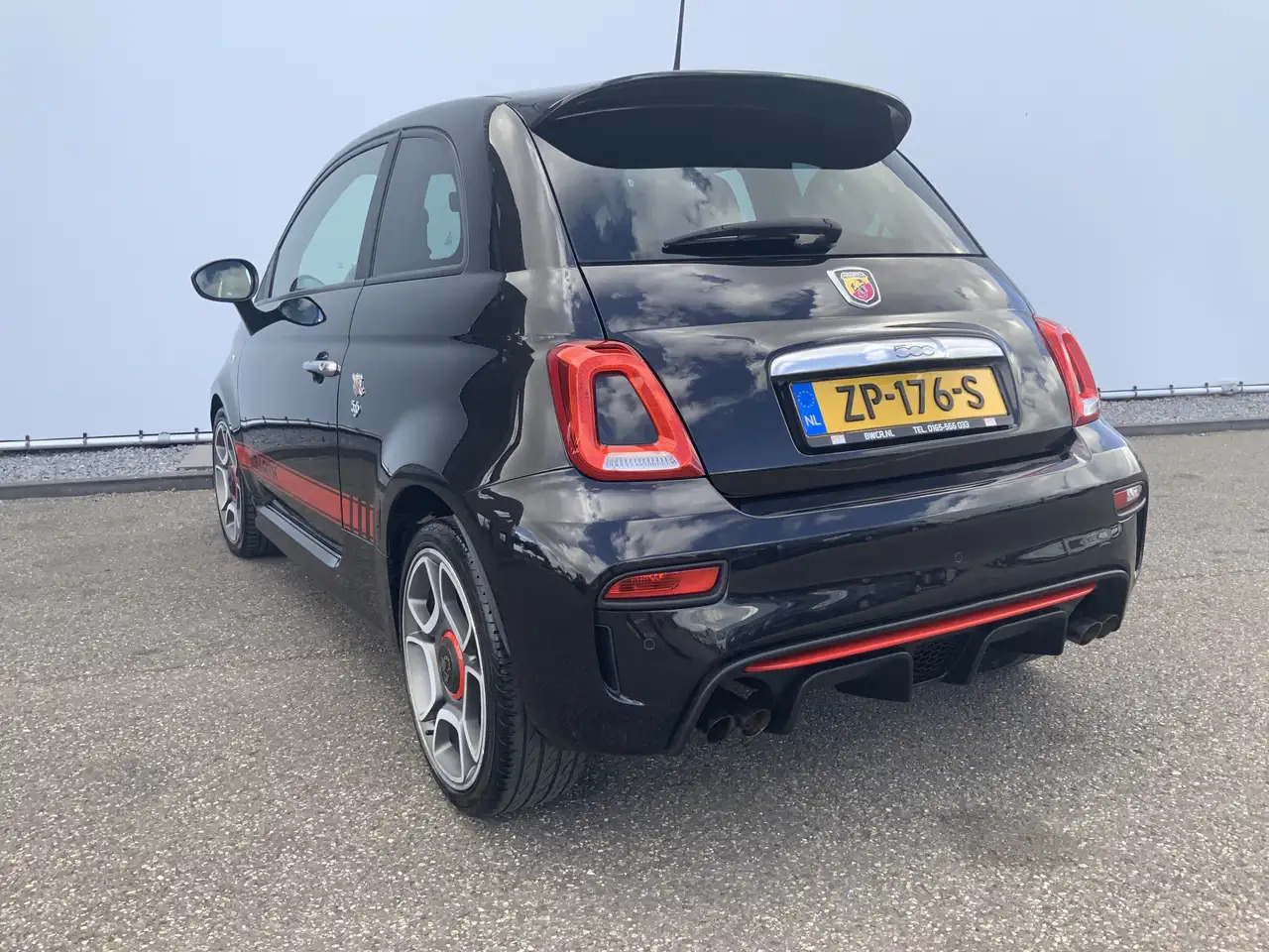 Fiat 500C Abarth 1.4 T-Jet 595 Automaat Euro 6 - Cabriolet: foto 4 Fiat 500C Abarth 1.4 T-Jet 595 Automaat Euro 6 - Cabriolet: foto 4