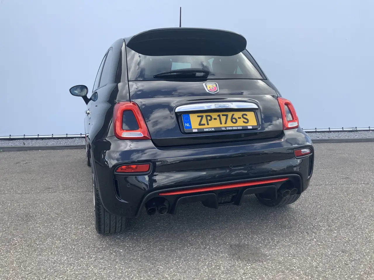 Fiat 500C Abarth 1.4 T-Jet 595 Automaat Euro 6 - Cabriolet: foto 3 Fiat 500C Abarth 1.4 T-Jet 595 Automaat Euro 6 - Cabriolet: foto 3