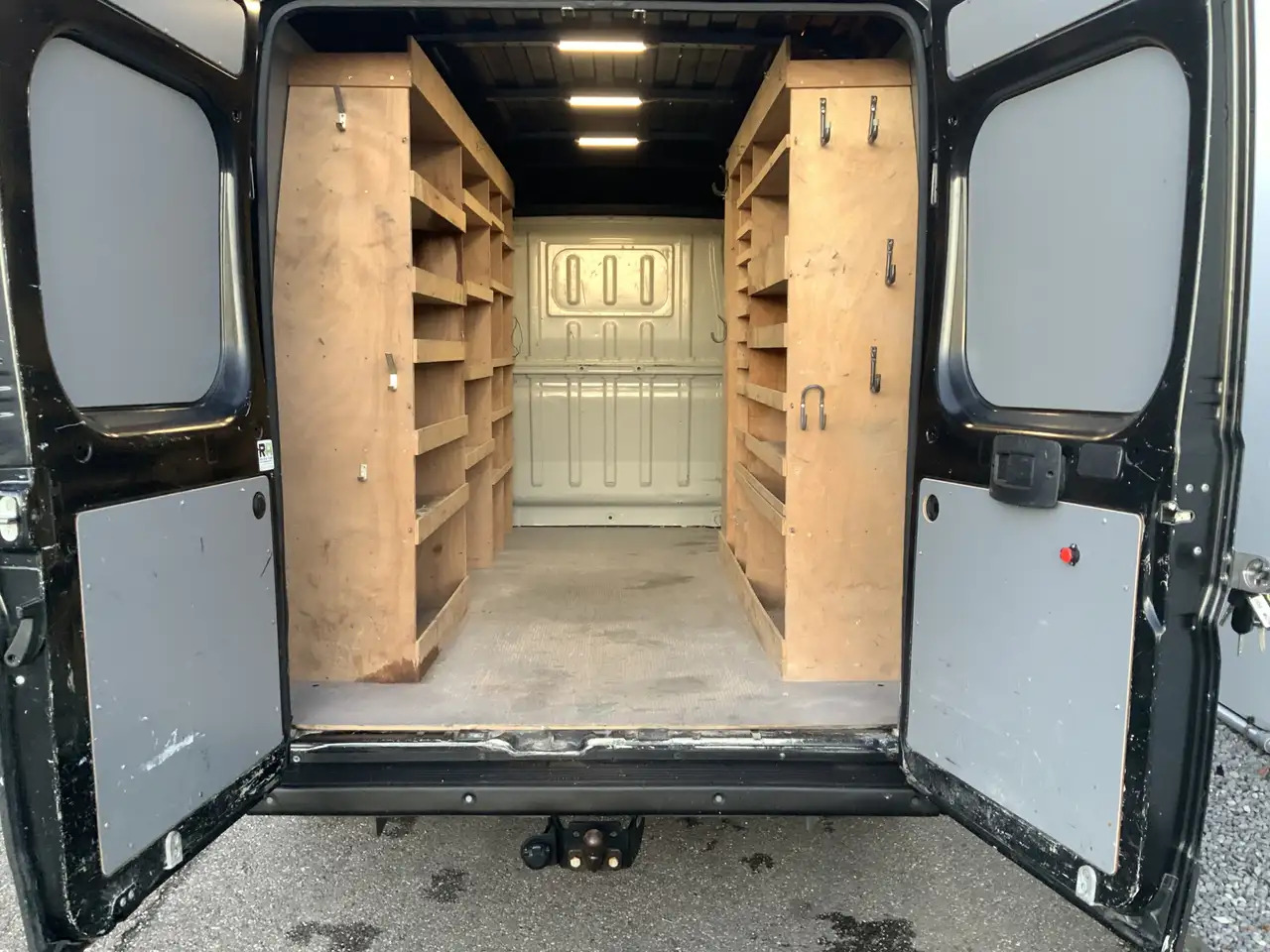 Fiat Ducato 30 2.3 MultiJet L2H2 Airco Cruise Navi 3 Zits Trek - Furgone chiuso: foto 4 Fiat Ducato 30 2.3 MultiJet L2H2 Airco Cruise Navi 3 Zits Trek - Furgone chiuso: foto 4