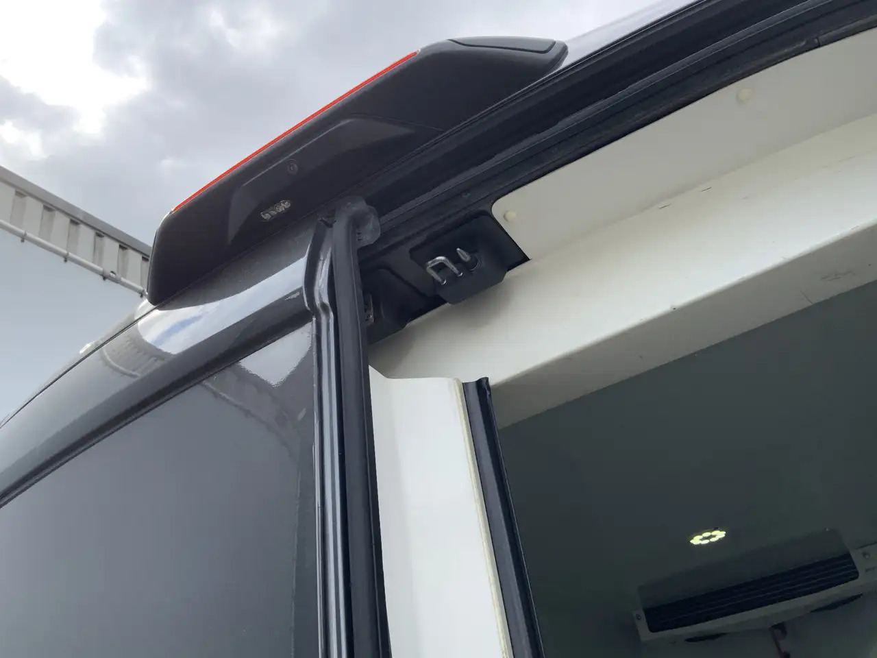Furgone frigo Ford Transit 350 2.0 TDCI L3H2 Trend Koelauto & Vries Automaat: foto 16