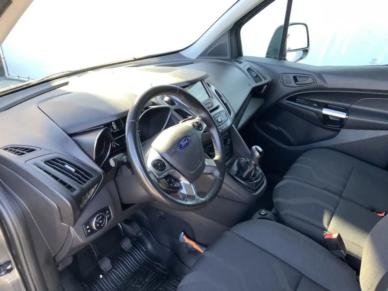 Ford Transit Connect 1.5 TDCI L2 Trend Airco Cruise 3 Zits DakDragers C - Furgoncino: foto 5 Ford Transit Connect 1.5 TDCI L2 Trend Airco Cruise 3 Zits DakDragers C - Furgoncino: foto 5