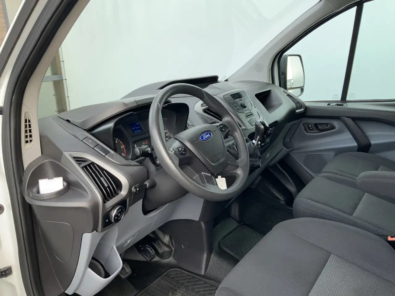 Ford Transit Custom 270 2.2 TDCI L1H1 Economy Edition Airco Cruise 3 Z - Furgone chiuso: foto 5 Ford Transit Custom 270 2.2 TDCI L1H1 Economy Edition Airco Cruise 3 Z - Furgone chiuso: foto 5