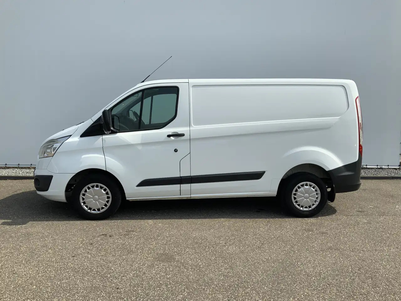 Ford Transit Custom 290 2.2 TDCI L1H2 Trend Airco Cruise 3 Zits Trekha - Furgone chiuso: foto 3 Ford Transit Custom 290 2.2 TDCI L1H2 Trend Airco Cruise 3 Zits Trekha - Furgone chiuso: foto 3