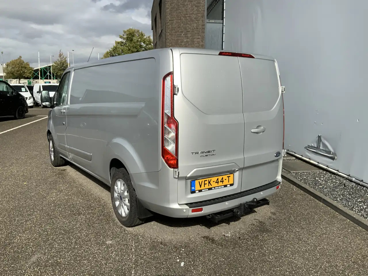 Ford Transit Custom 300 2.0 TDCI (MOTOR DEFECT!!) L2H2 Airco Navi 3 Zi - Furgone chiuso: foto 4 Ford Transit Custom 300 2.0 TDCI (MOTOR DEFECT!!) L2H2 Airco Navi 3 Zi - Furgone chiuso: foto 4