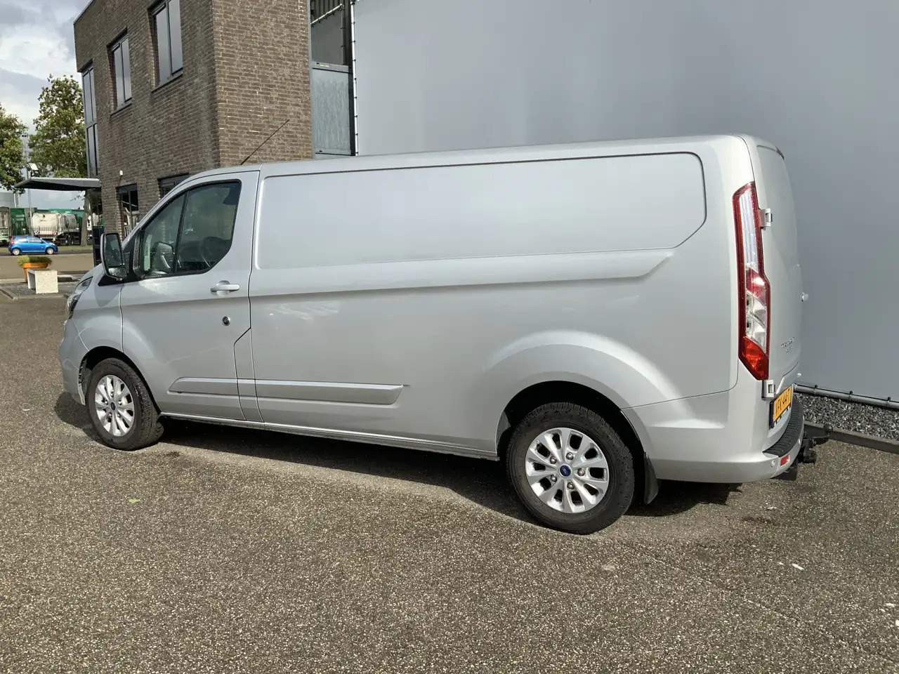 Ford Transit Custom 300 2.0 TDCI (MOTOR DEFECT!!) L2H2 Airco Navi 3 Zi - Furgone chiuso: foto 3 Ford Transit Custom 300 2.0 TDCI (MOTOR DEFECT!!) L2H2 Airco Navi 3 Zi - Furgone chiuso: foto 3