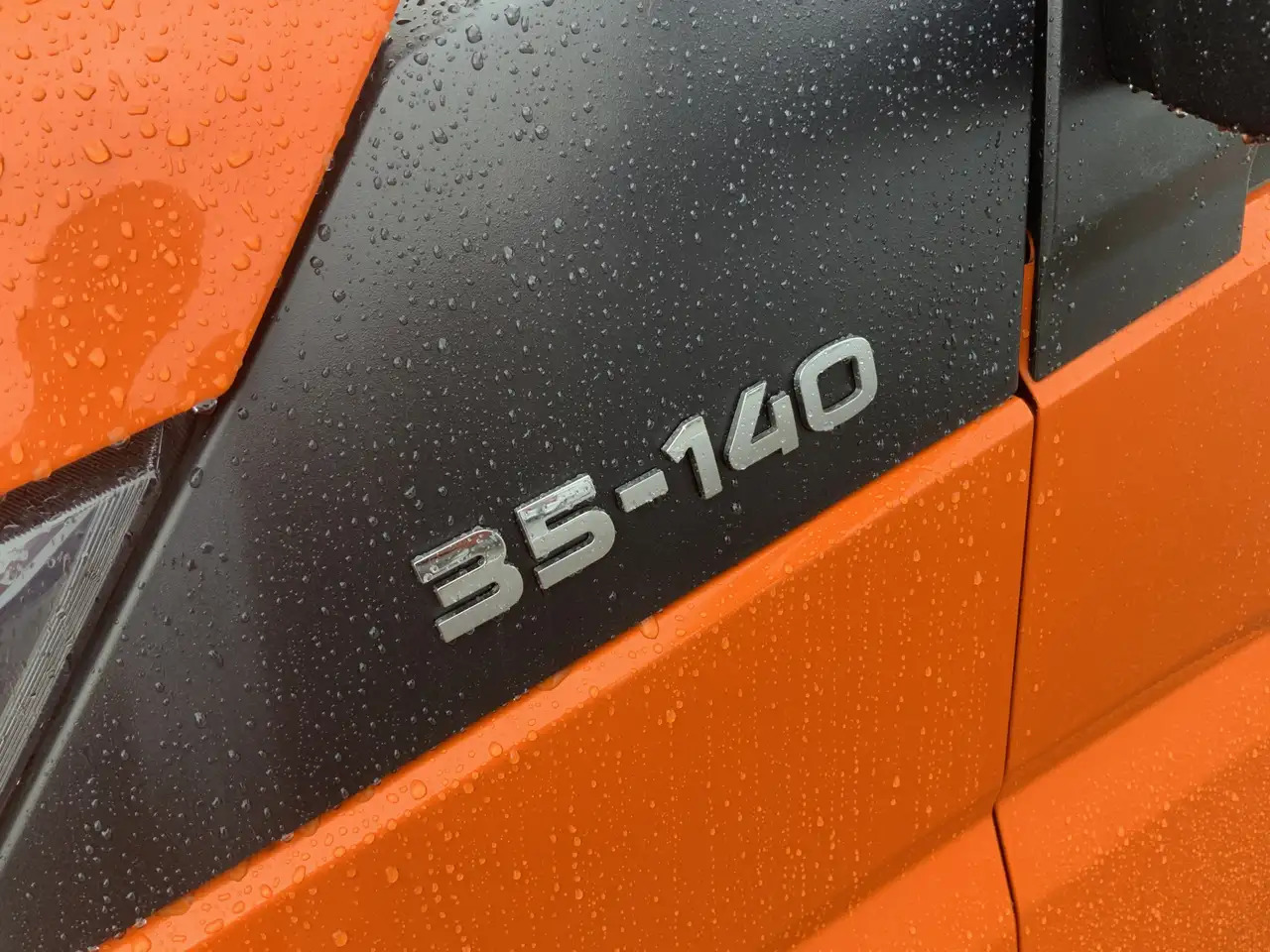 Iveco Daily 35C14 2.3 375 Pick Up & LaadLift Airco Navi Trekha - Furgone con cassone fisso: foto 2 Iveco Daily 35C14 2.3 375 Pick Up & LaadLift Airco Navi Trekha - Furgone con cassone fisso: foto 2