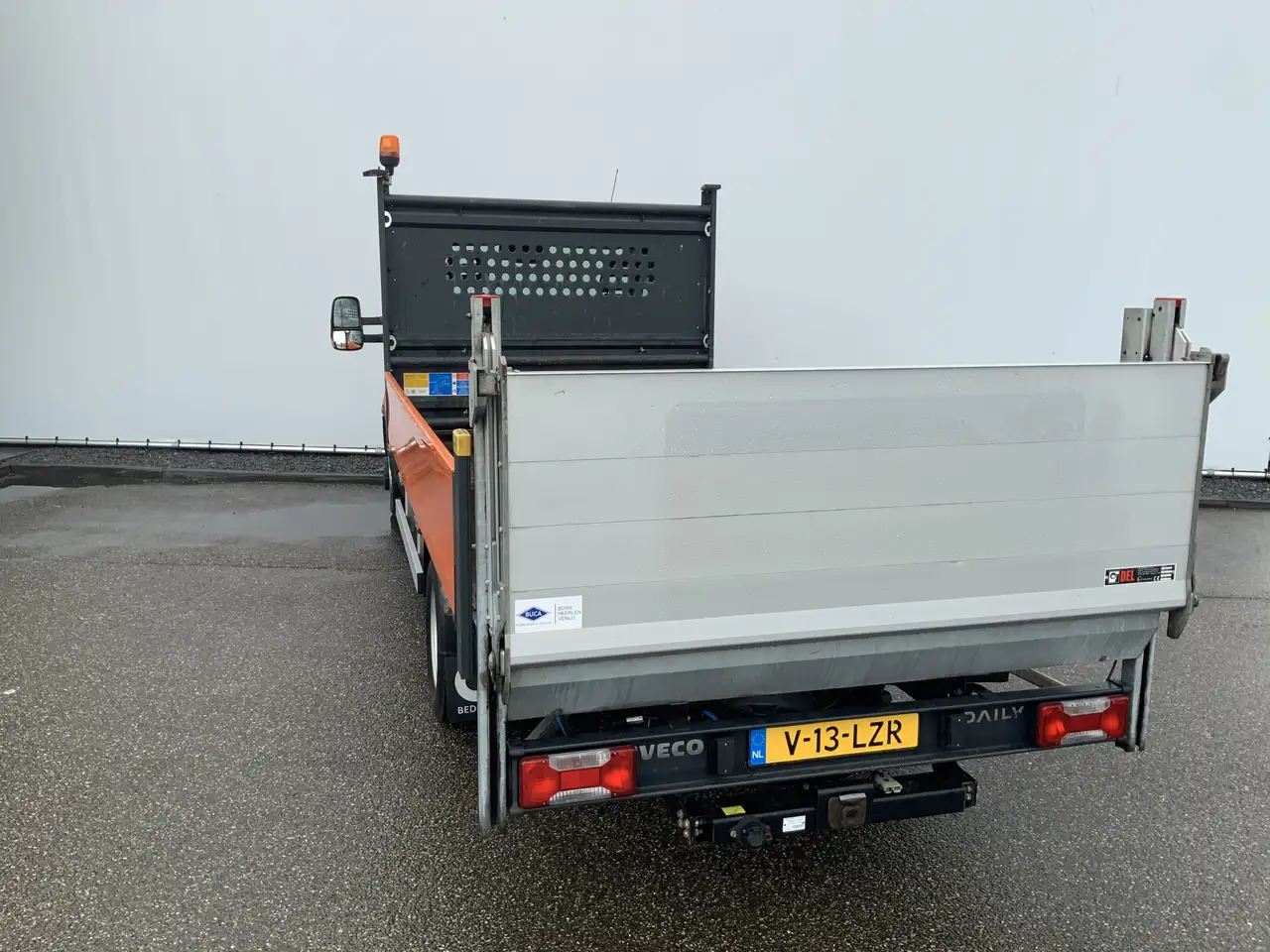 Iveco Daily 35C14 2.3 375 Pick Up & LaadLift Airco Navi Trekha - Furgone con cassone fisso: foto 3 Iveco Daily 35C14 2.3 375 Pick Up & LaadLift Airco Navi Trekha - Furgone con cassone fisso: foto 3